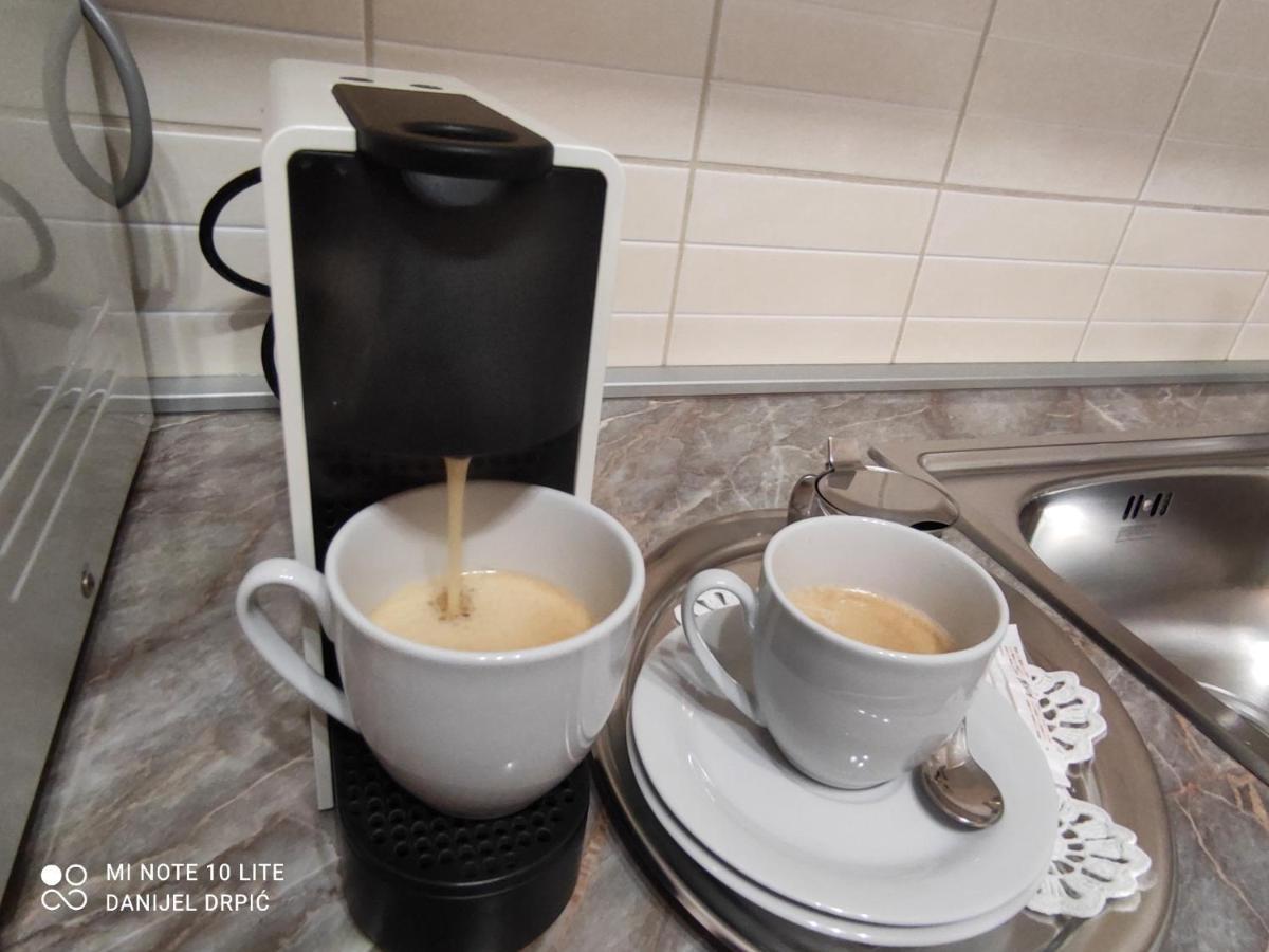 Apartments Drpic Gabonjin Екстер'єр фото