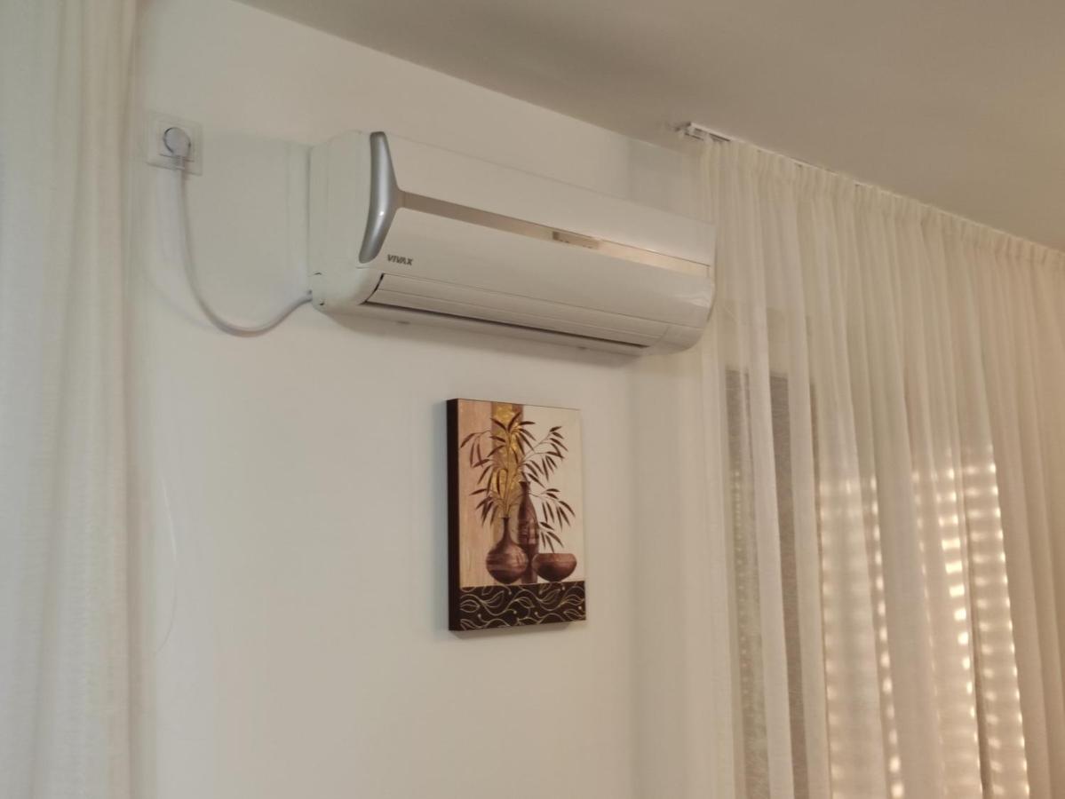 Apartments Drpic Gabonjin Екстер'єр фото